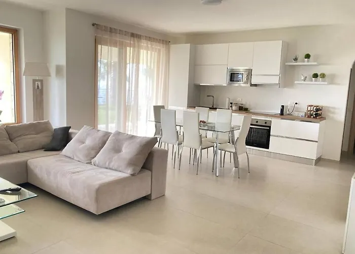 Jolanda - Costa Degli Dei *